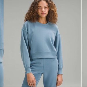 Lululemon Softstreme Perfectly Oversized Cropped Crew in Utility Blue Size 12